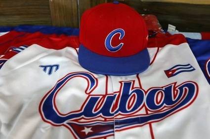 Equipo Cuba de Béisbol: elección de su director