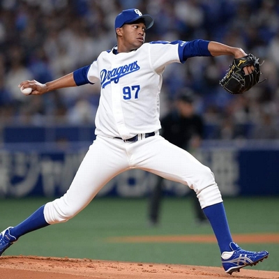 Raidel suma tercer rescate en beisbol de Japón